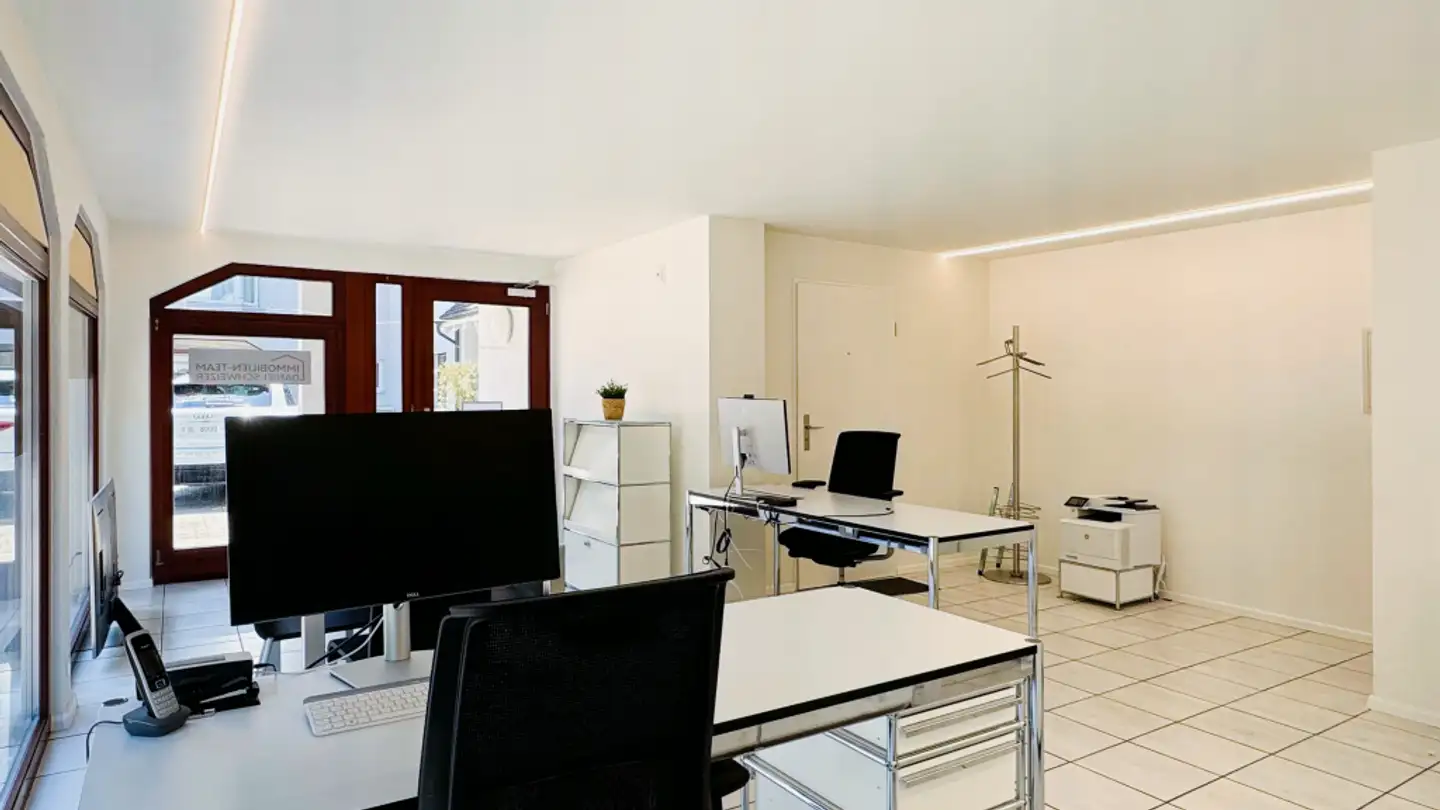 Negozio in affitto - Hauptstrasse 14, 4142 Münchenstein - Photo 3