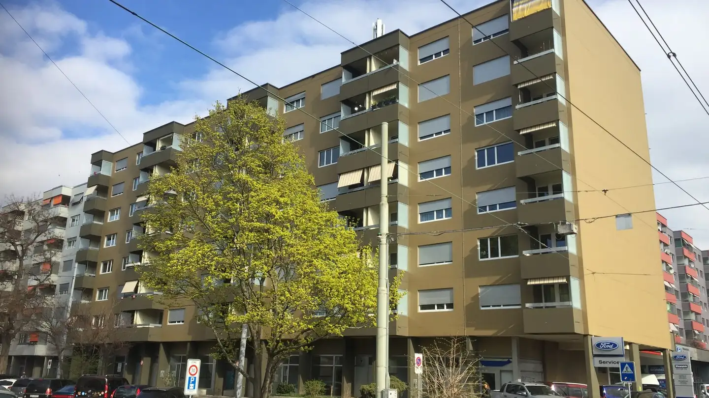 Place de parking souterraine à louer - Holderstrasse 15, 4057 Basel