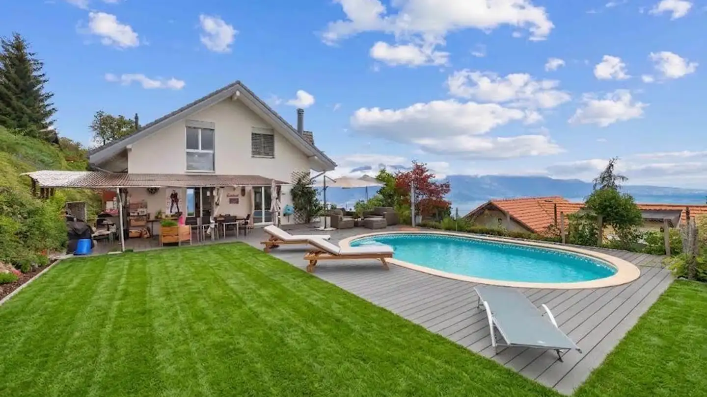 Row house for sale - 1807 Blonay