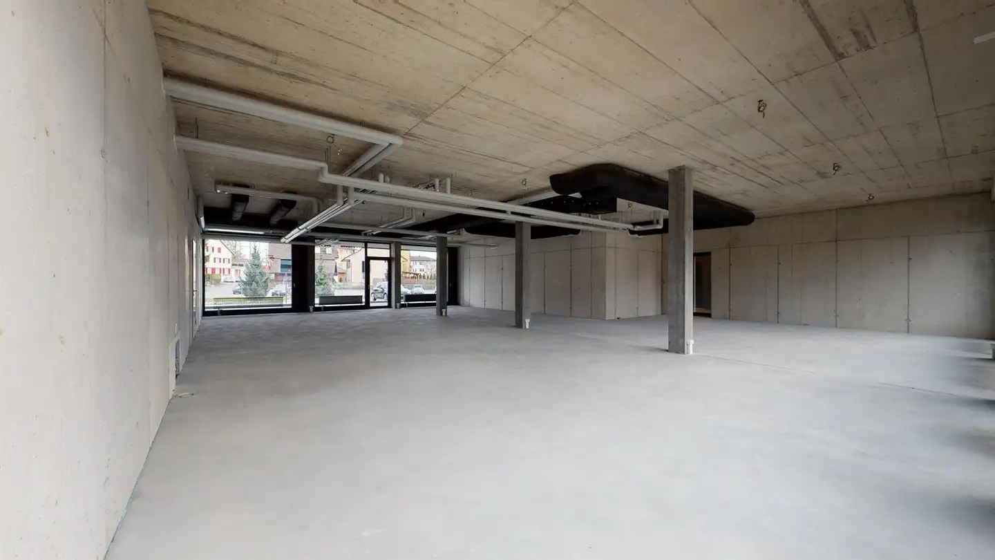 Commercial à louer - Strickereistrasse 2b, 4663 Aarburg