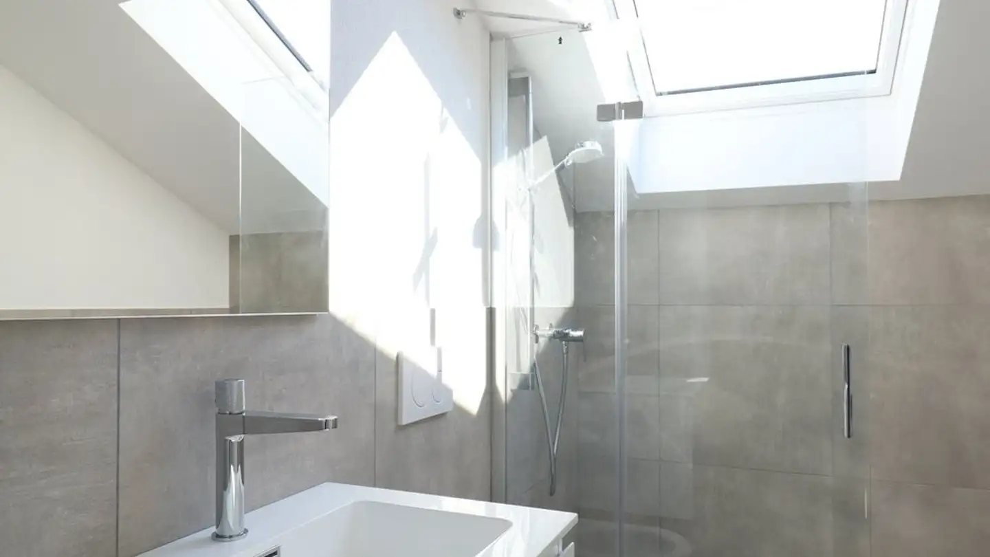 Dachgeschosswohnung mieten - Hirzenweg 1, 9244 Niederuzwil - Foto 4