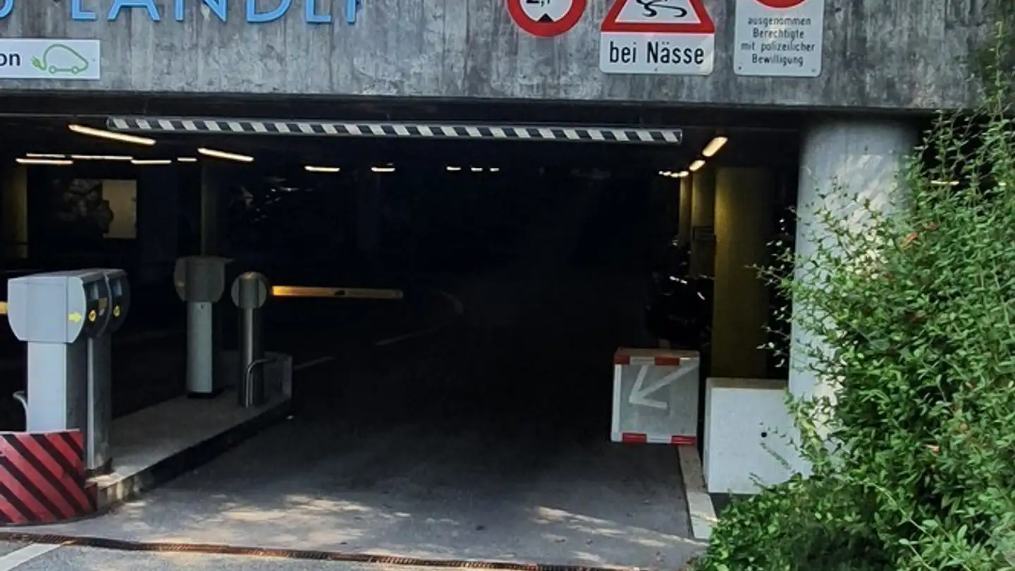 Garage singolo in affitto - Ländliweg, 5400 Baden - Photo 2