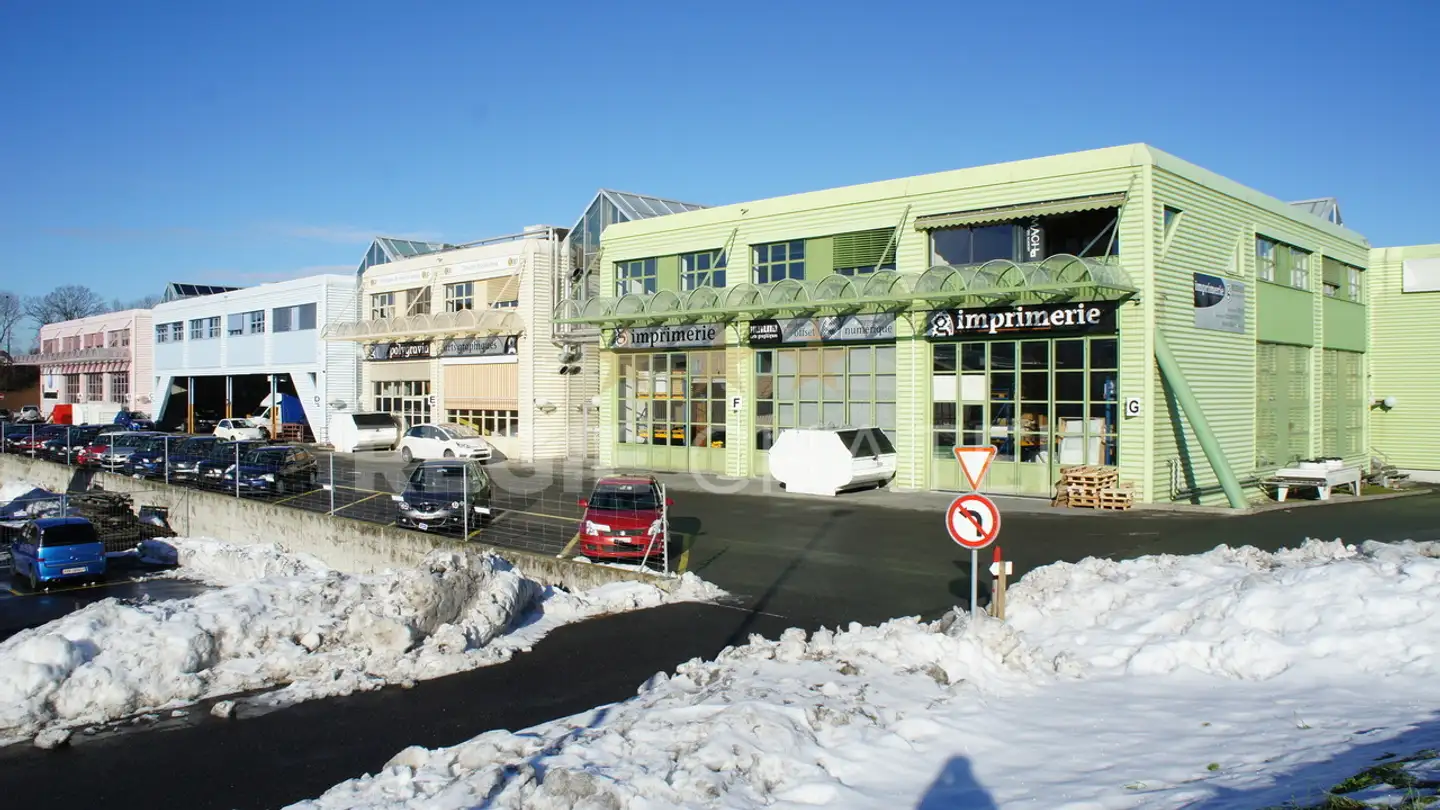 Spazio ufficio in affitto - Route De Pra De Plan 18, 1618 Châtel-St-Denis - Photo 2