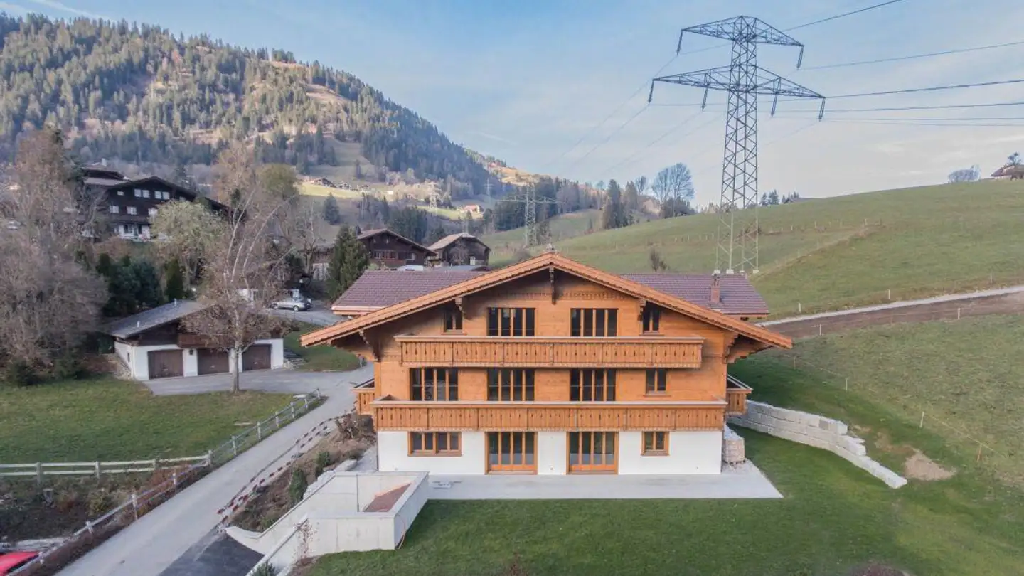 Appartamento in vendita - Saanenbüelweg 2, 3792 Saanen - Foto 2