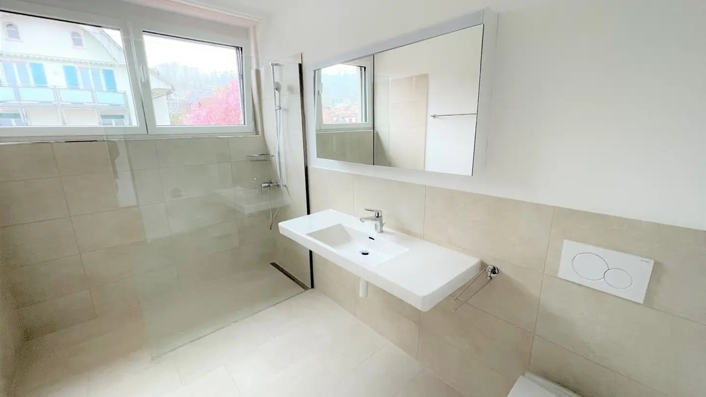 Attique à louer - Lerchenweg 15, 2543 Lengnau BE - Photo 4