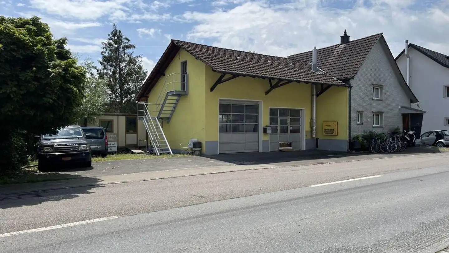 Mischgenutztes Gebäude kaufen - Rorschacherstrasse 110, 9450 Lüchingen