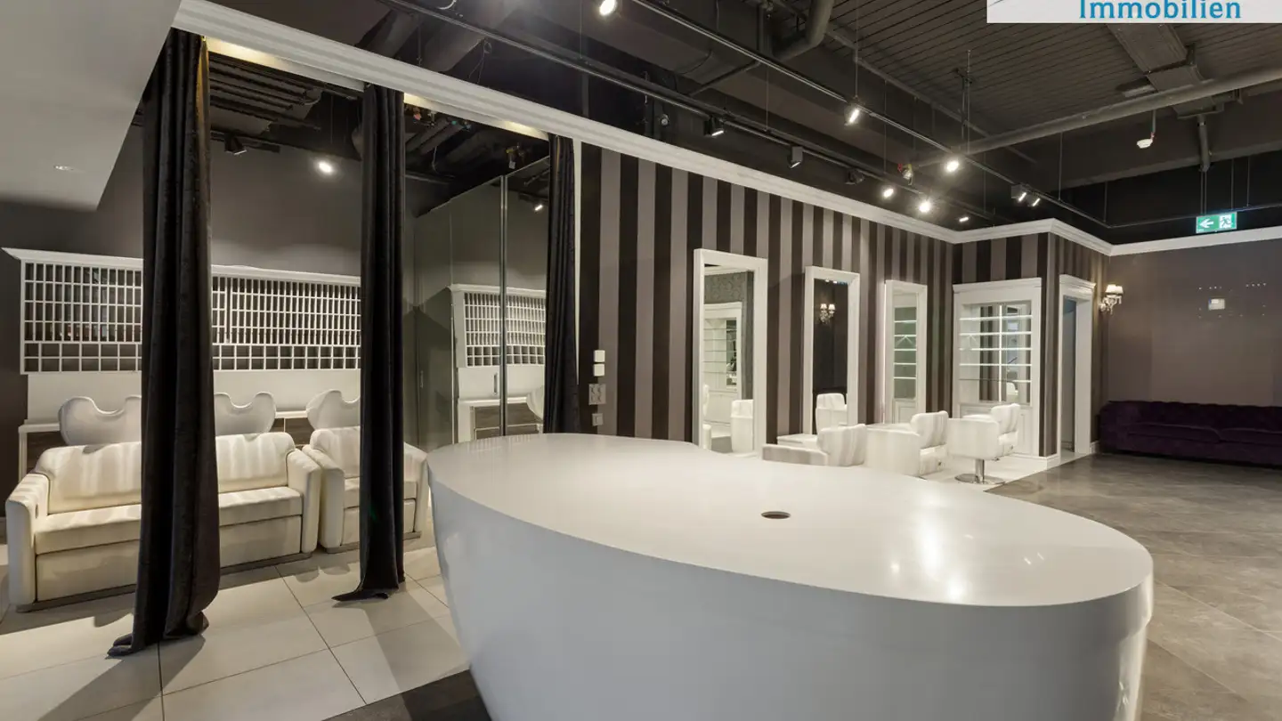 Commerciale in affitto - Hofwiesenstrasse, 8604 Volketswil - Foto 3