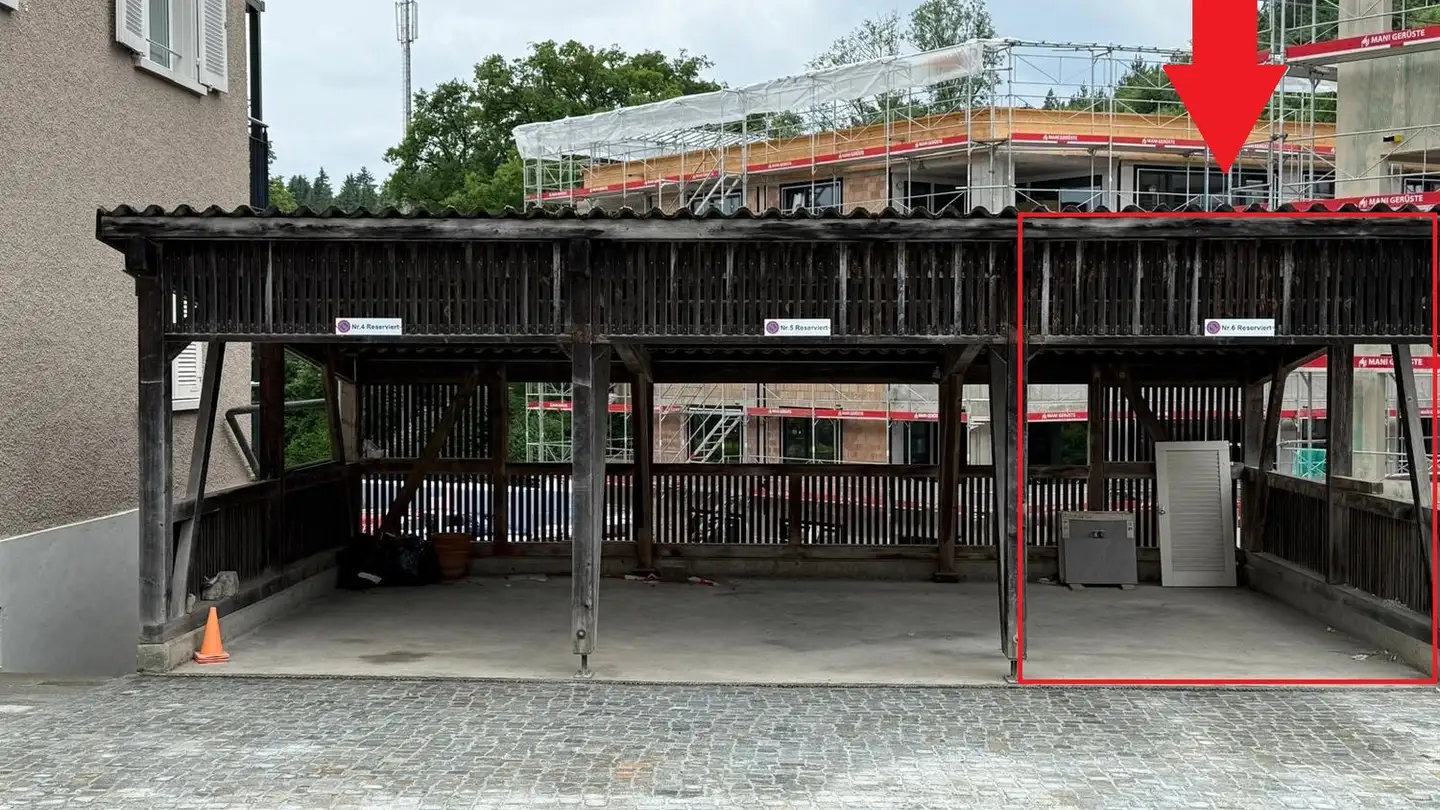 Überdachter Parkplatz mieten - Engestrasse 35, 8212 Neuhausen am Rheinfall