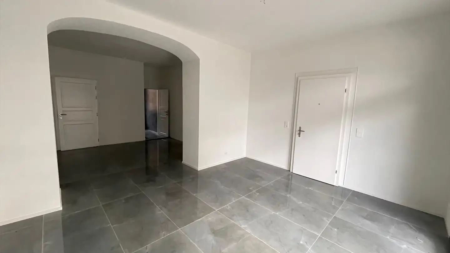 Commerciale in affitto - Rue Du Midi 13, 2610 St-Imier - Photo 2