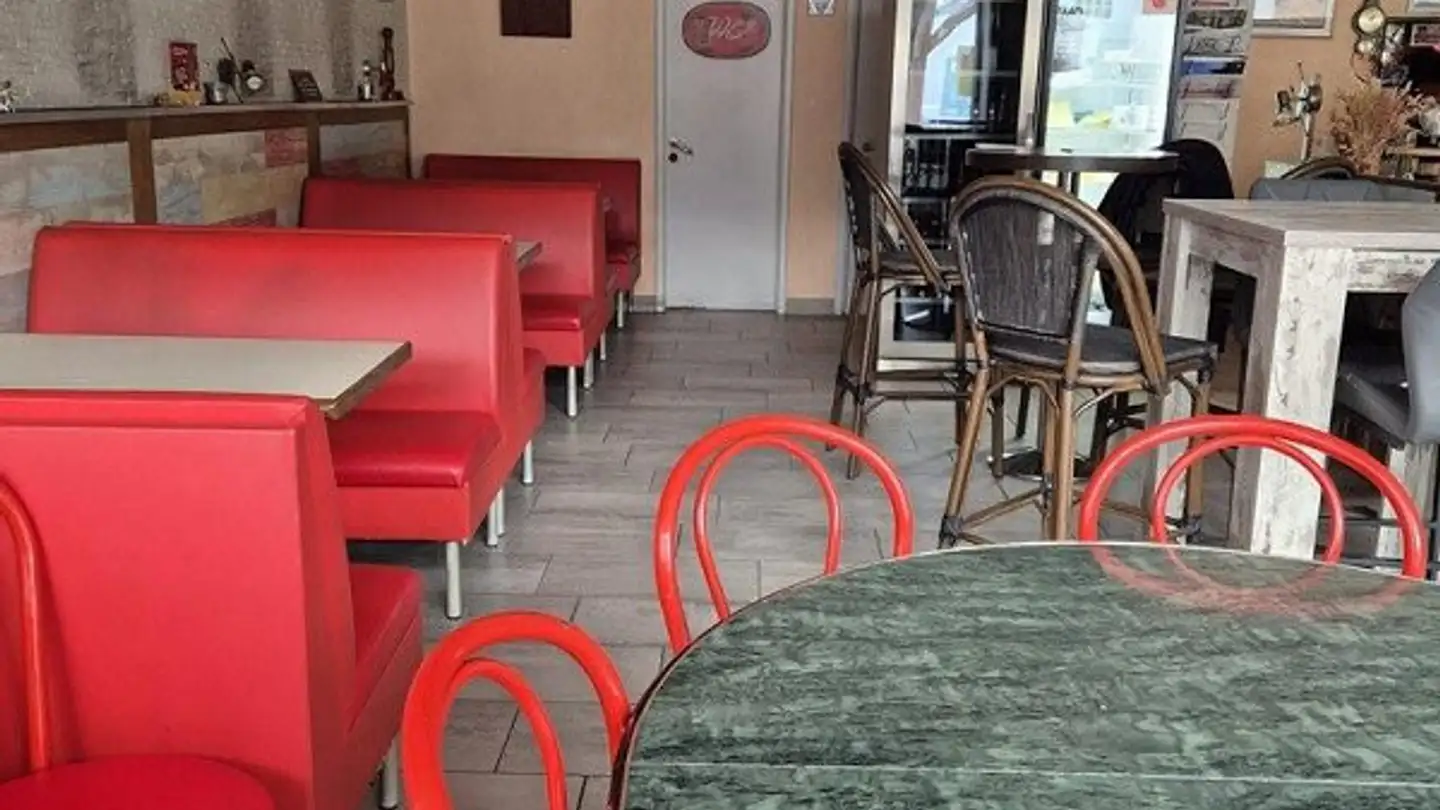 Commercial for rent - Avenue De La Gare 11, 1964 Conthey - Photo 3