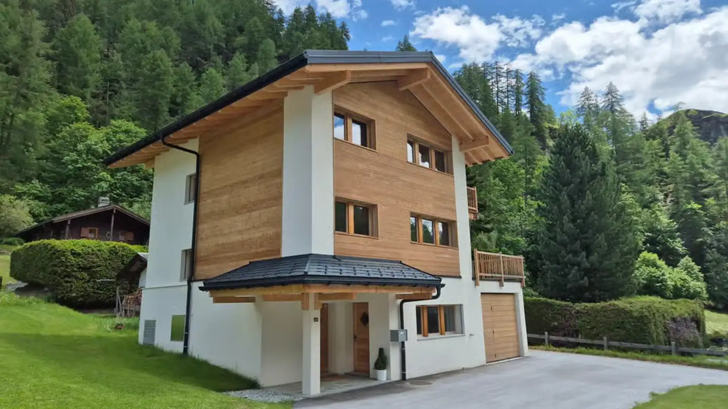 Single house for sale - Chemin de L'Emounate, 1984 La Tour VS