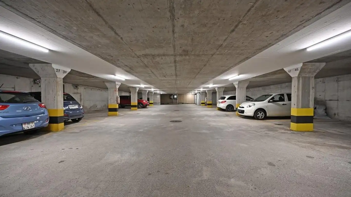 Place de parking souterraine à louer - Schulhausstrasse, 3302 Moosseedorf