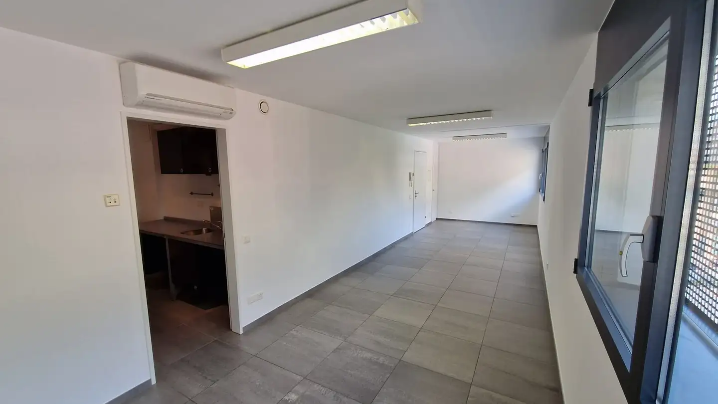 Studio for rent - Via San Gottardo 80a, 6648 Minusio - Photo 4