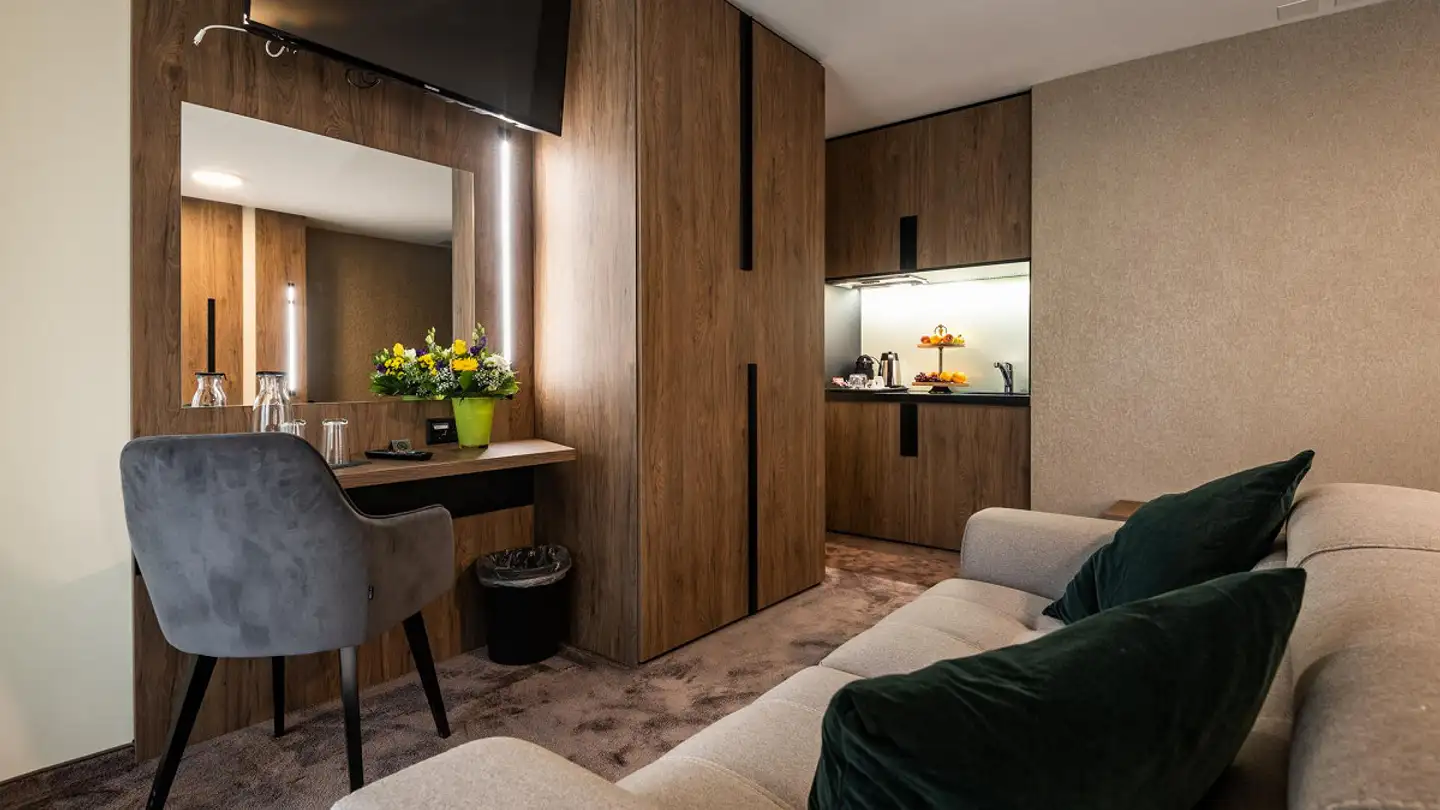 Hotel for rent - Riethofstrasse 15, 8152 Glattbrugg - Photo 2