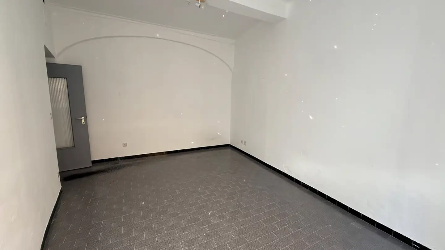 Row house for sale - 6826 Riva San Vitale - Photo 2