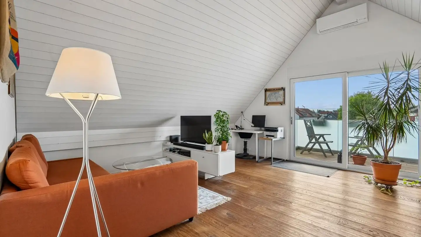 Attic flat for sale - Untere Bergstrasse 4, 8103 Unterengstringen - Photo 2