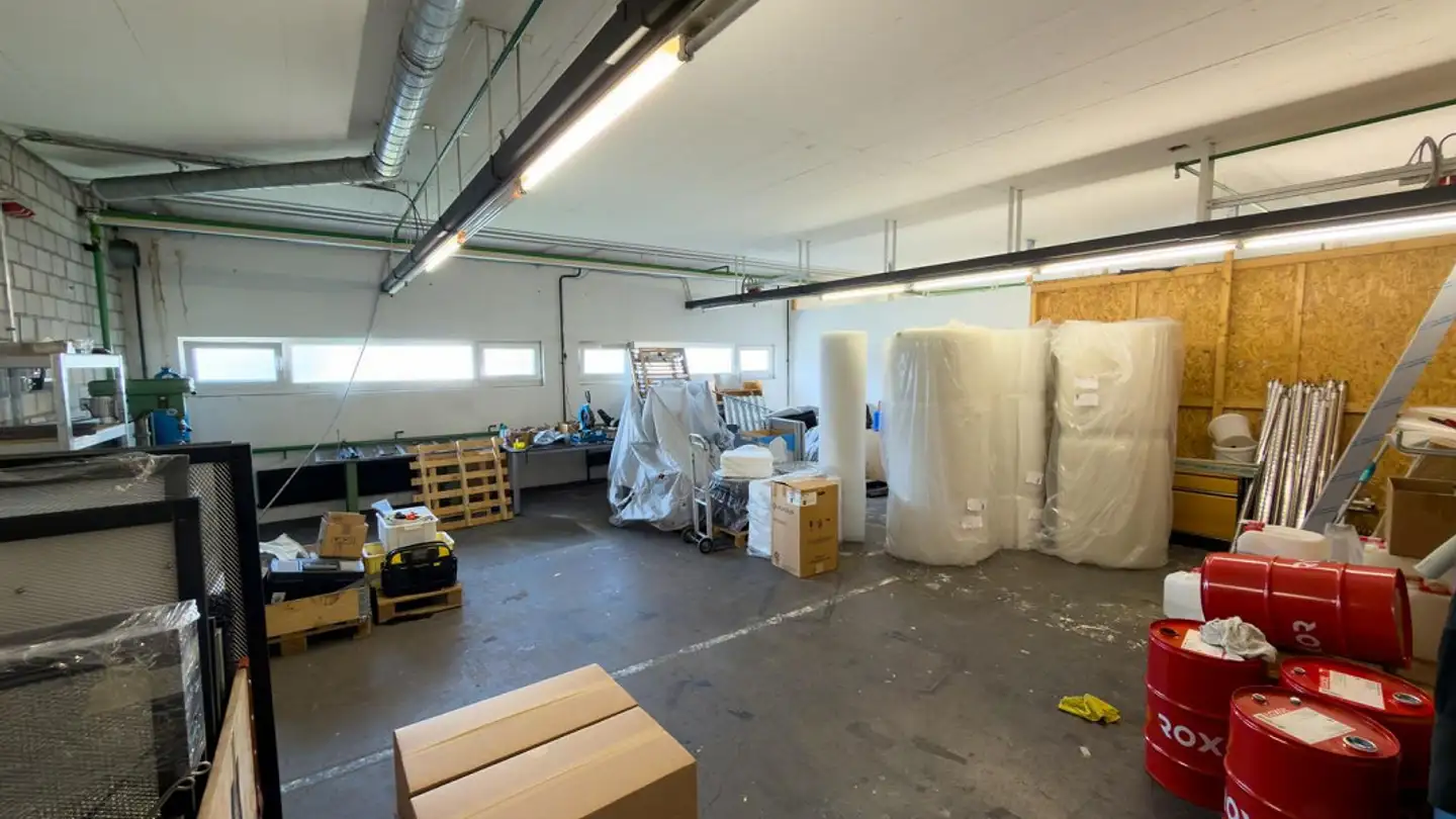 Commercial for rent - Alpenblickstrasse 7, 8853 Lachen SZ - Photo 3