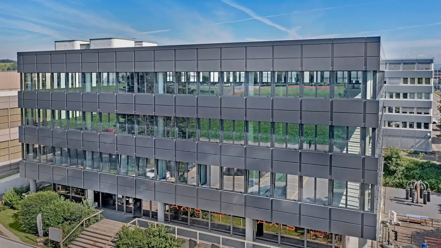 Commercial à louer - Pfeffingerring 201, 4147 Aesch BL