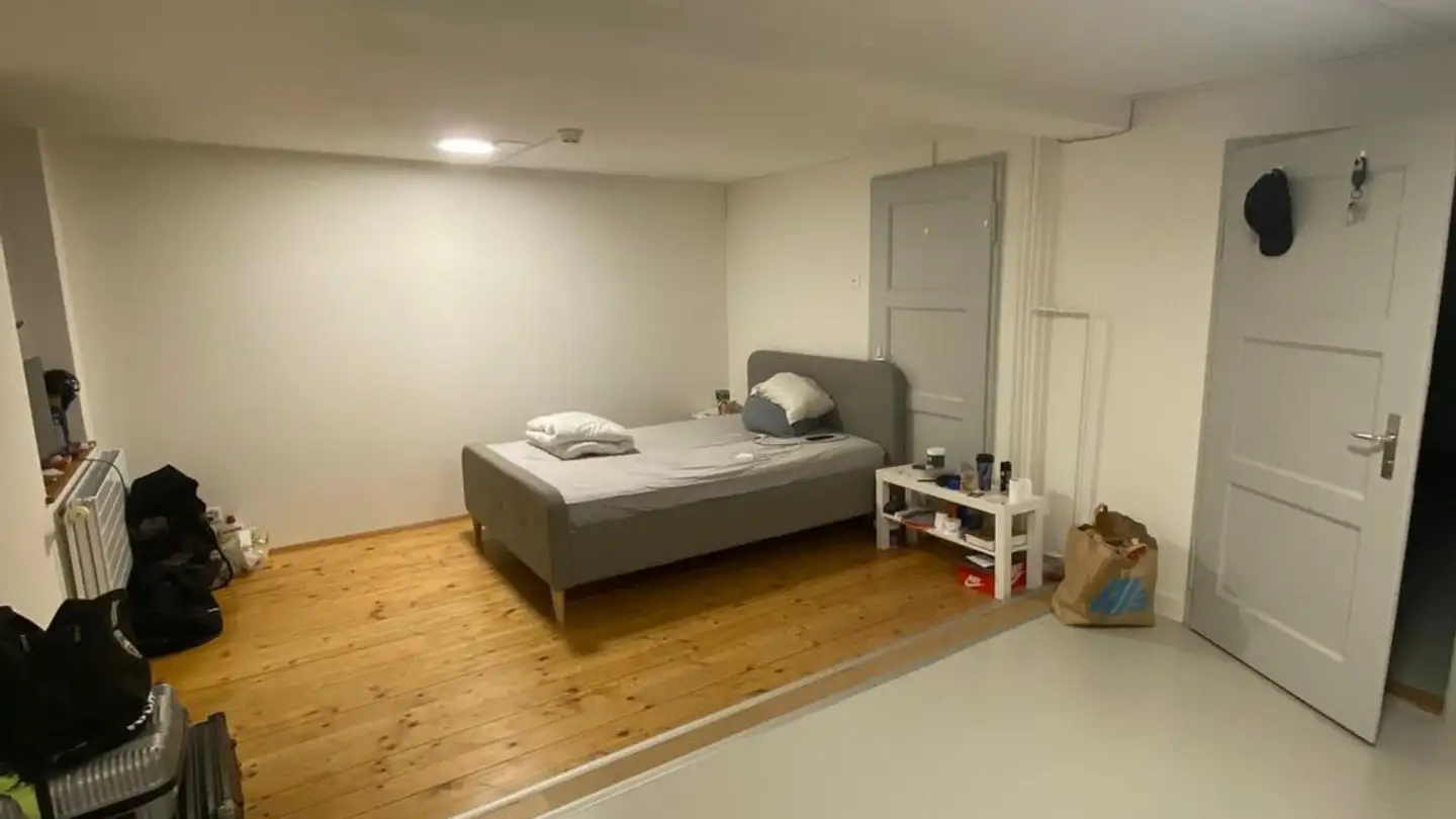 Chambre à louer - 8607 Aathal-Seegräben