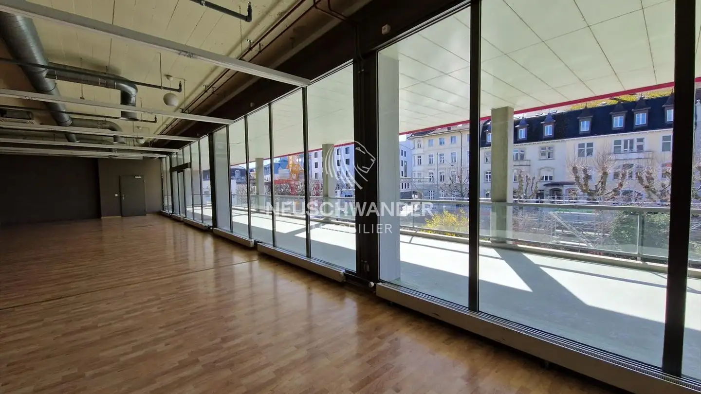 Mischgenutztes Gebäude kaufen - 2800 Delémont - Foto 4