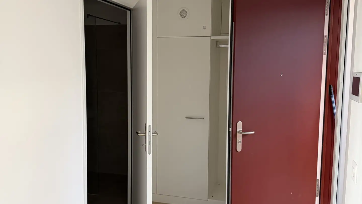 Apartment for rent - 4147 Aesch BL