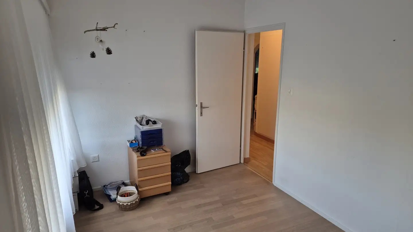 Zimmer mieten - Lägernweg 7, 8180 Bülach