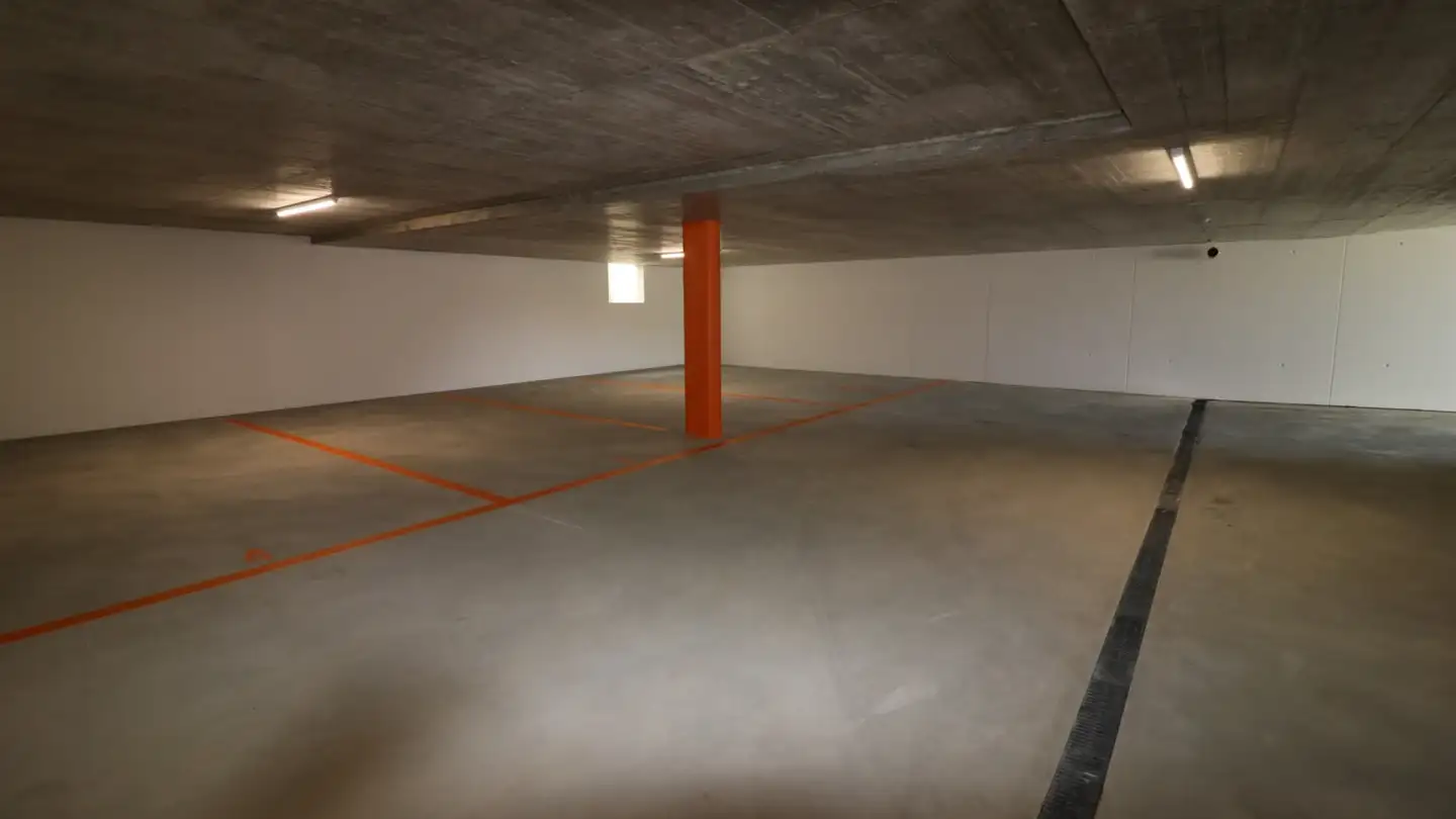 Outdoor parking space for rent - Dorfstrasse 33, 8455 Rüdlingen - Photo 4