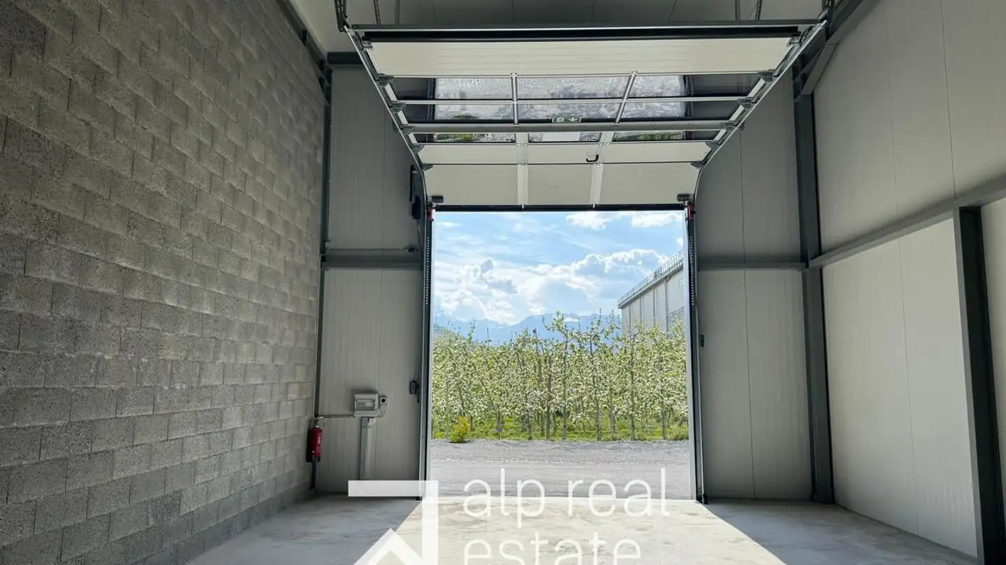 Storage space for rent - 1907 Saxon - Photo 4