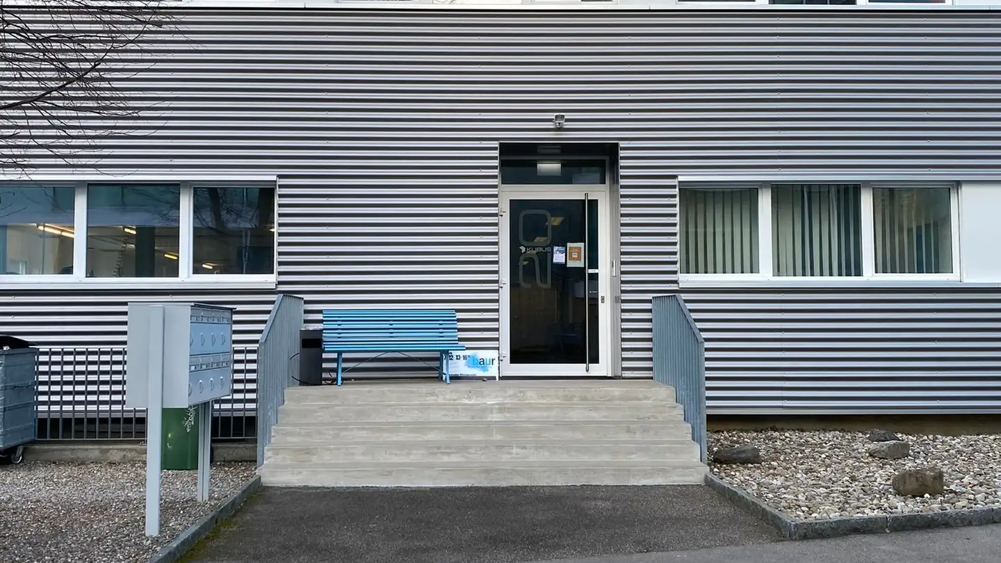 Spazio ufficio in affitto - Victor Von Bruns-Strasse 20, 8212 Neuhausen am Rheinfall - Photo 2