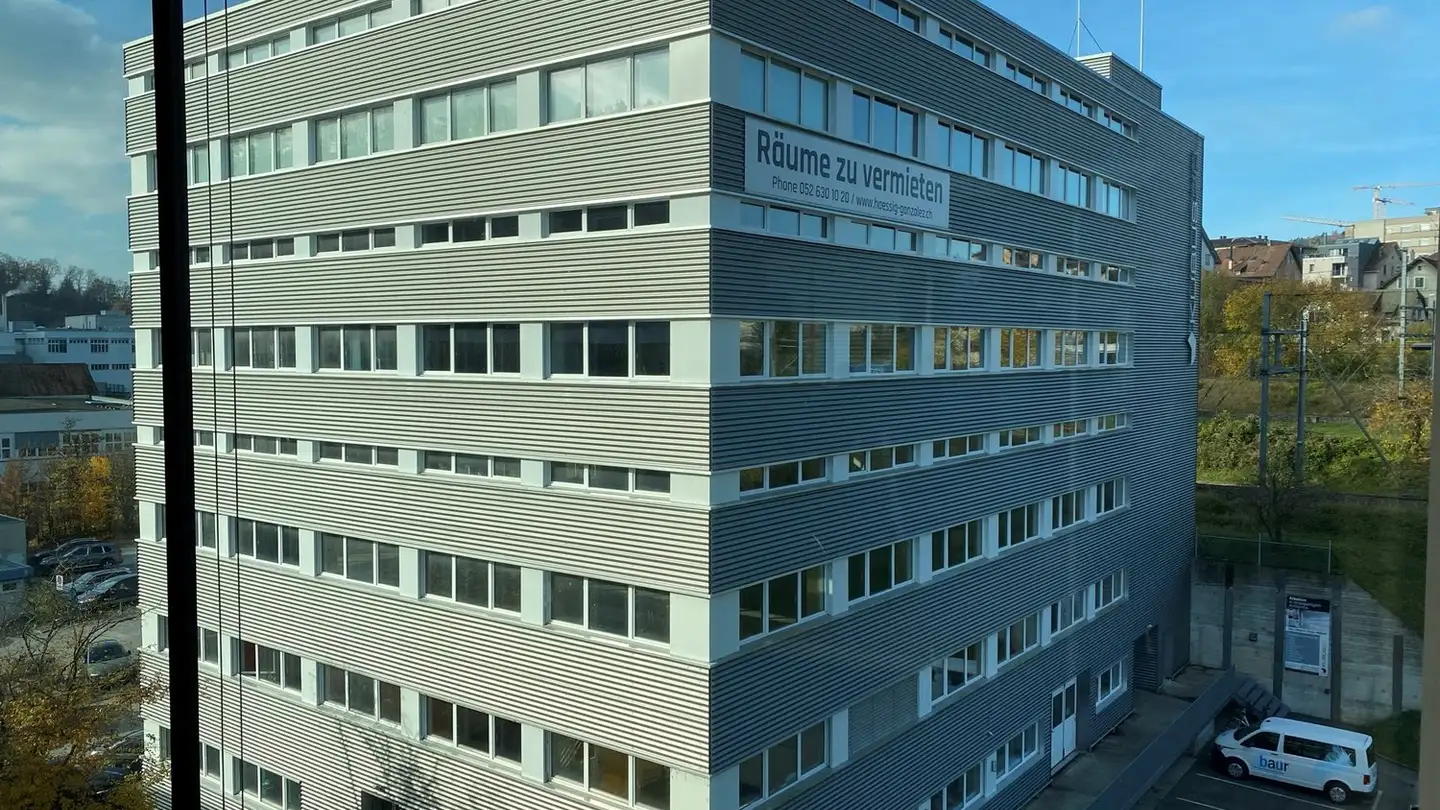 Spazio ufficio in affitto - Victor Von Bruns-Strasse 20, 8212 Neuhausen am Rheinfall - Photo 3