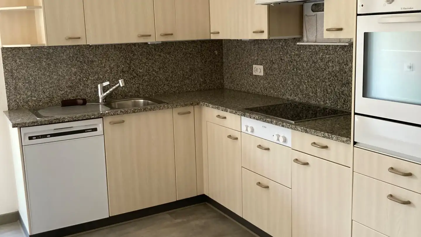 Apartment for rent - Strada Ponte Di Valle 42a, 6964 Davesco-Soragno - Photo 4