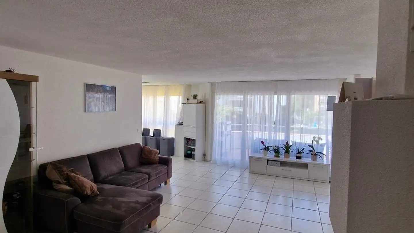Wohnung mieten - 8108 Dällikon