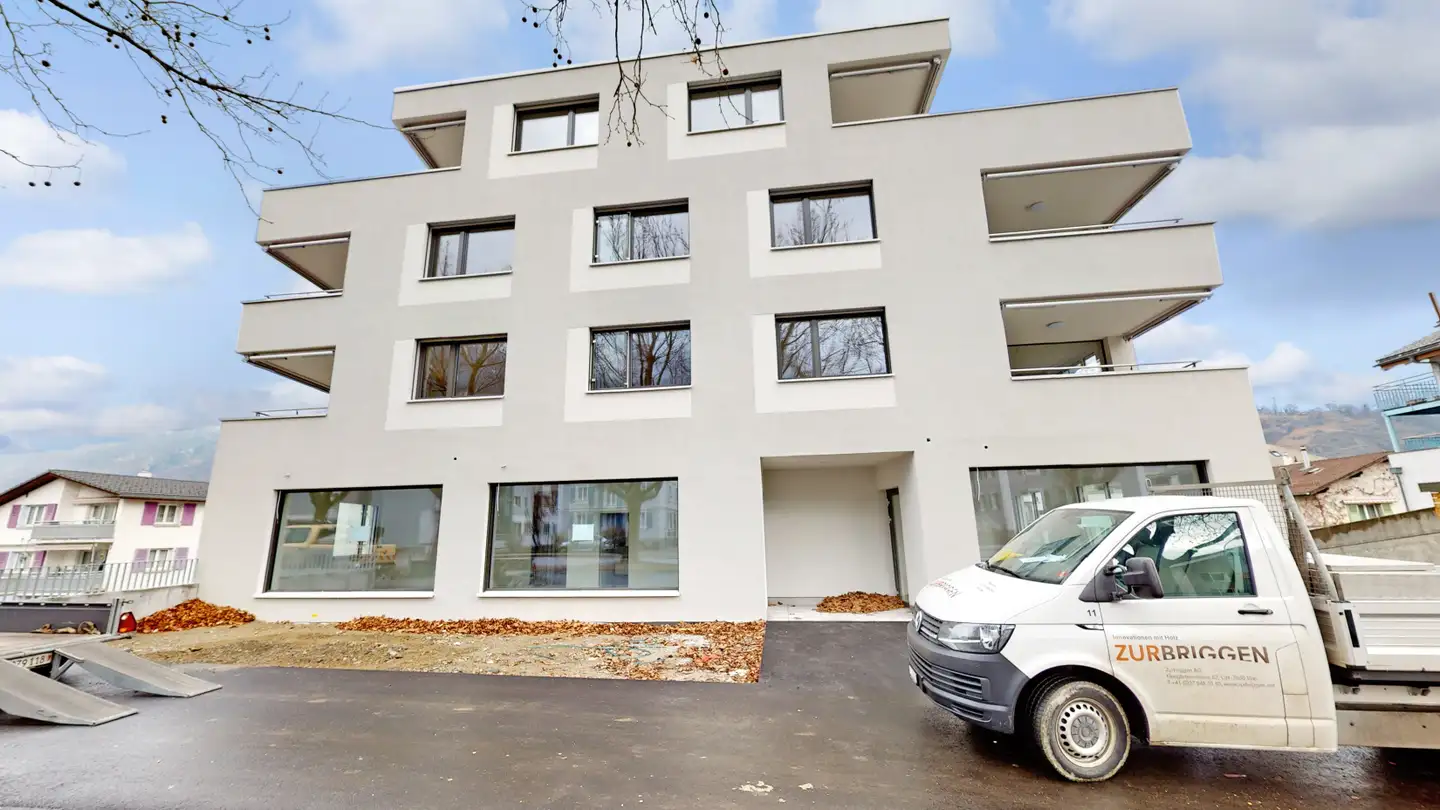 Mixed-use building for rent - Gliserallee 150, 3902 Glis