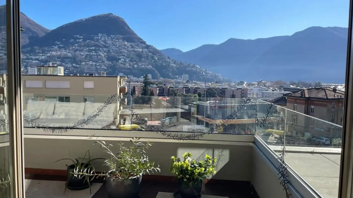 Appartement à louer - Via Gerso 2b, 6900 Lugano