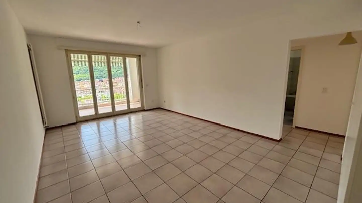 Appartamento in affitto - Via Purasca 7, 6988 Ponte Tresa - Photo 2