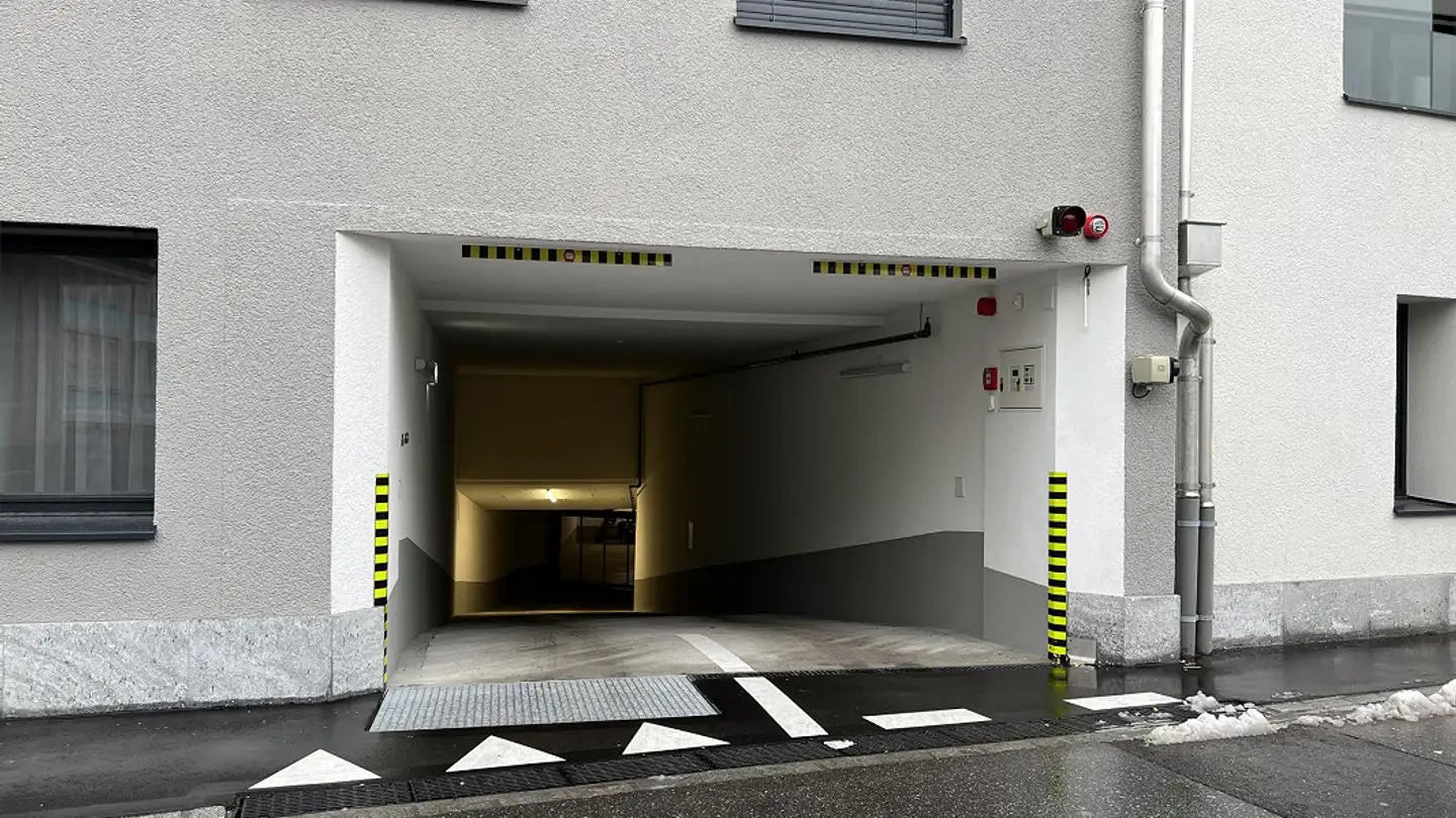 Parcheggio sotterraneo in affitto - Gassa Sutò 33, 7013 Domat/Ems - Foto 2