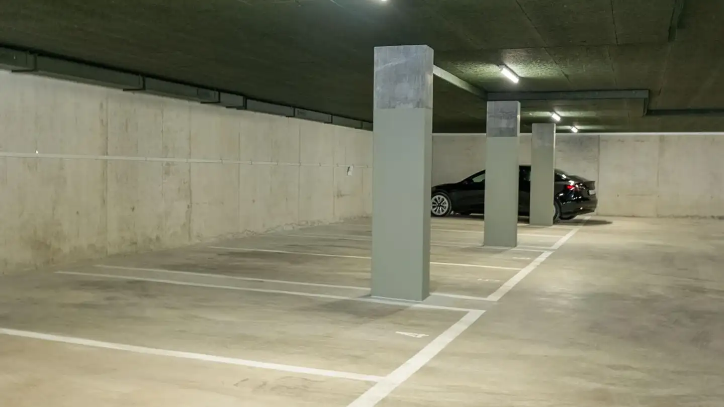 Parcheggio esterno in affitto - Herrligstrasse 7, 8048 Zürich - Foto 2