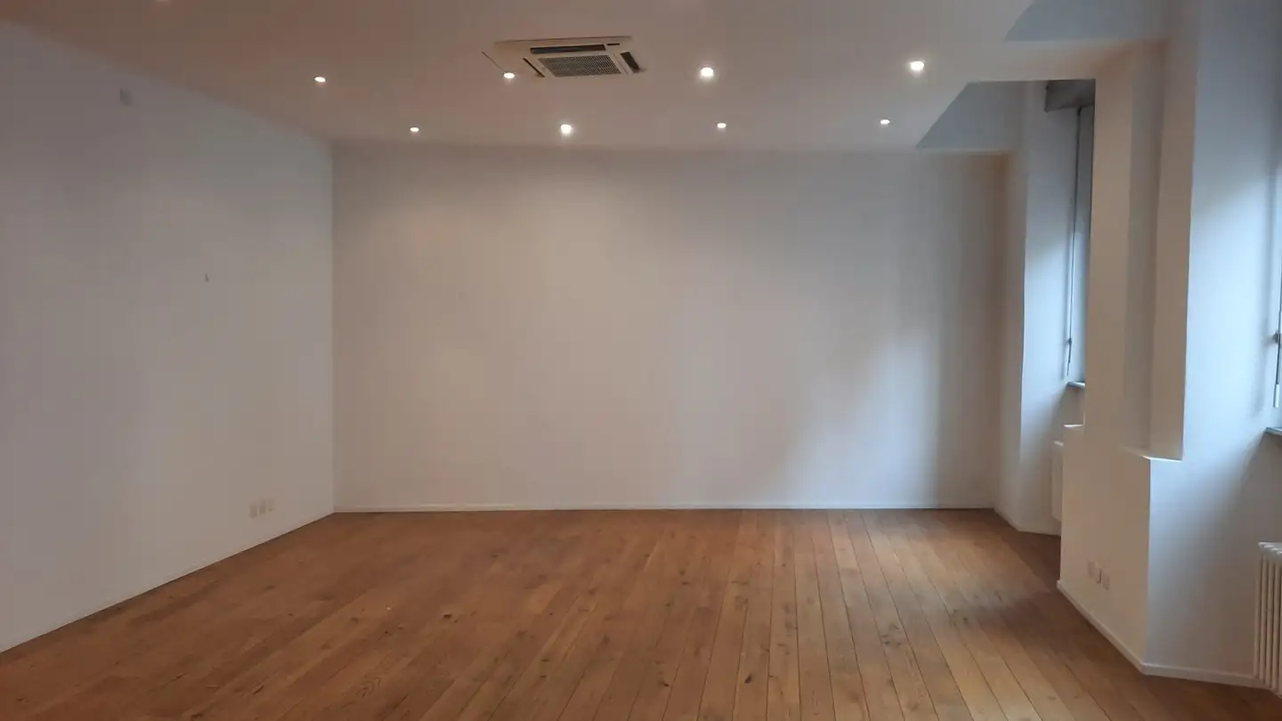 Bureau à louer - Via Alessandro Volta 1, 6830 Chiasso - Photo 4