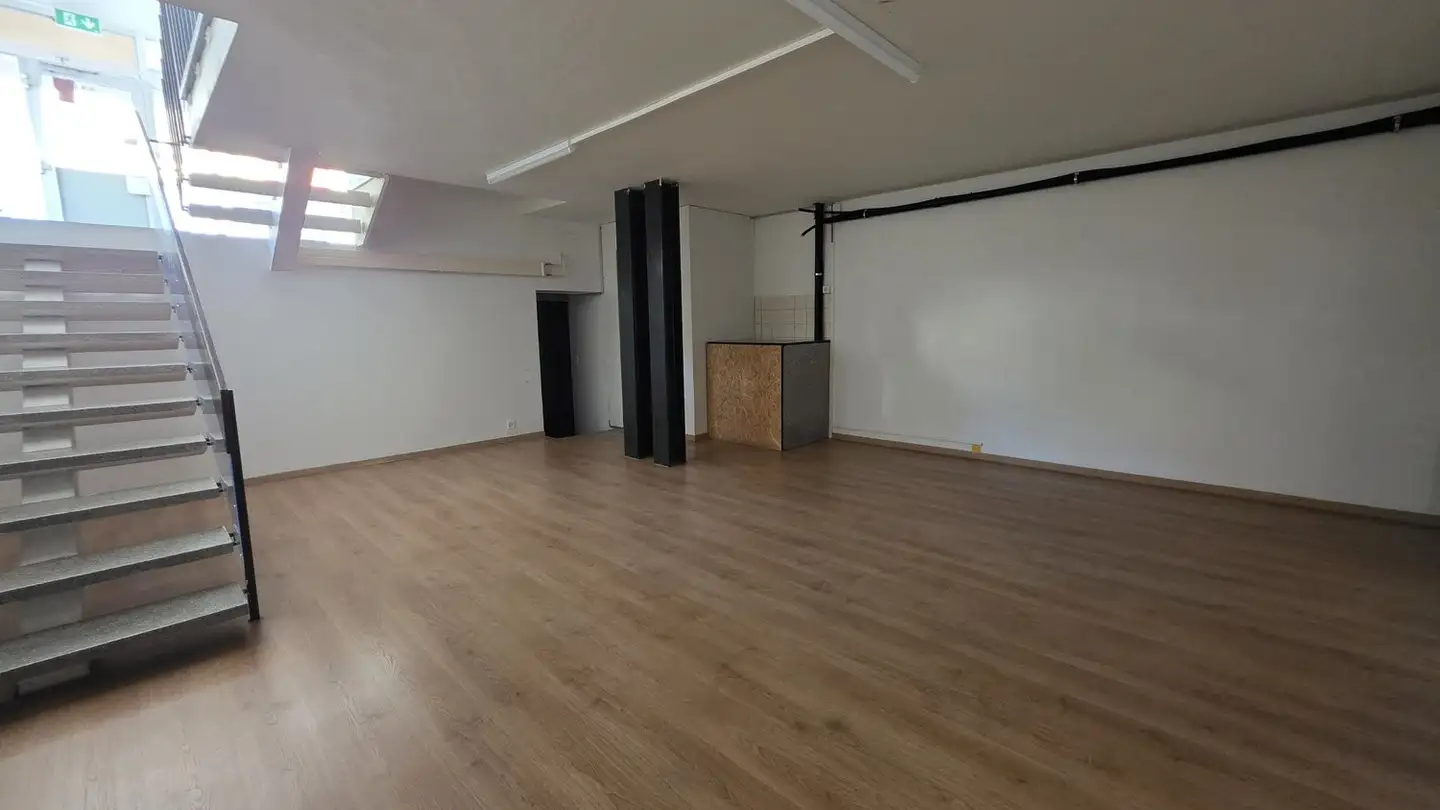 Commerciale in affitto - Rue Daniel-Jeanrichard 13, 2400 Le Locle - Photo 4