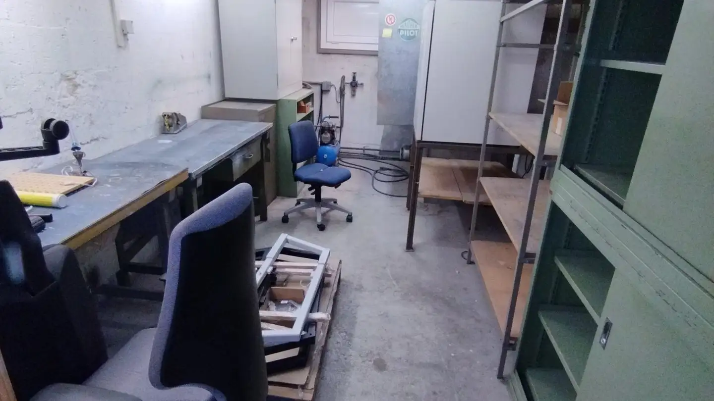 Spazio di archiviazione in affitto - Neuenburgstrasse 7, 3238 Gals - Photo 3