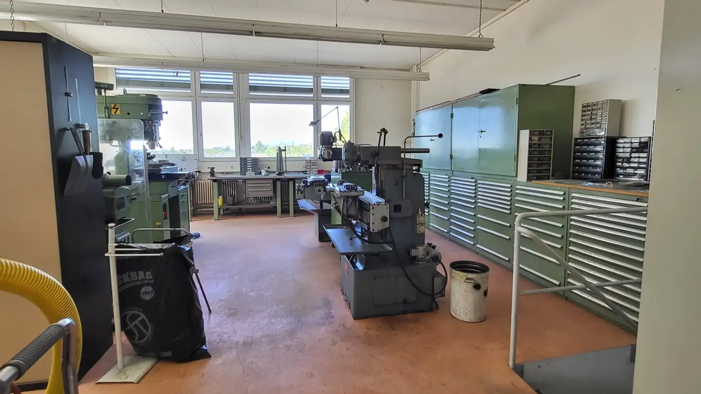 Laboratorio in affitto - Neuenburgstrasse 7, 3238 Gals - Photo 3