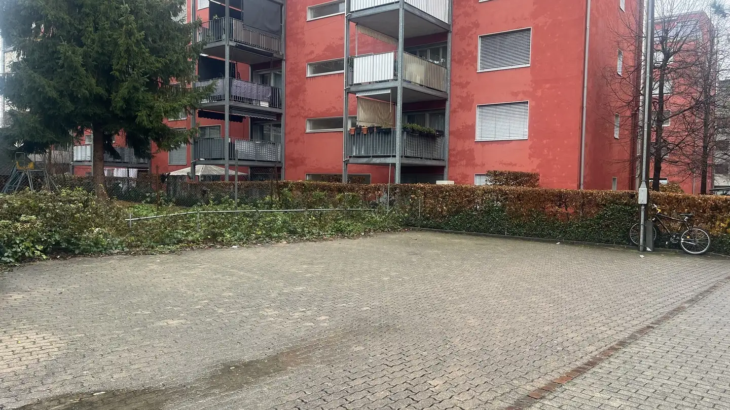 Outdoor parking space for rent - Kirchstrasse 11, 8953 Dietikon
