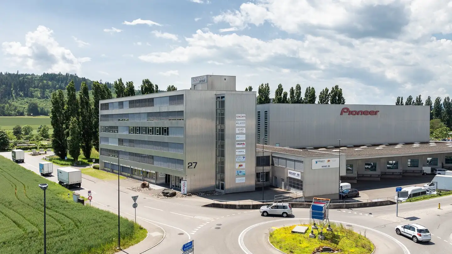 Commercial à louer - Erlenstrasse 27, 2555 Brügg BE