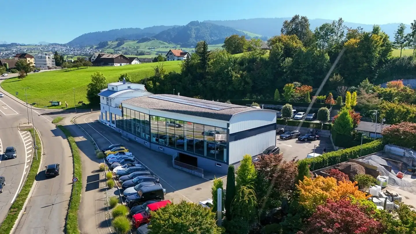 Commerciale in affitto - Obere Schwandenstrasse 2, 8833 Samstagern