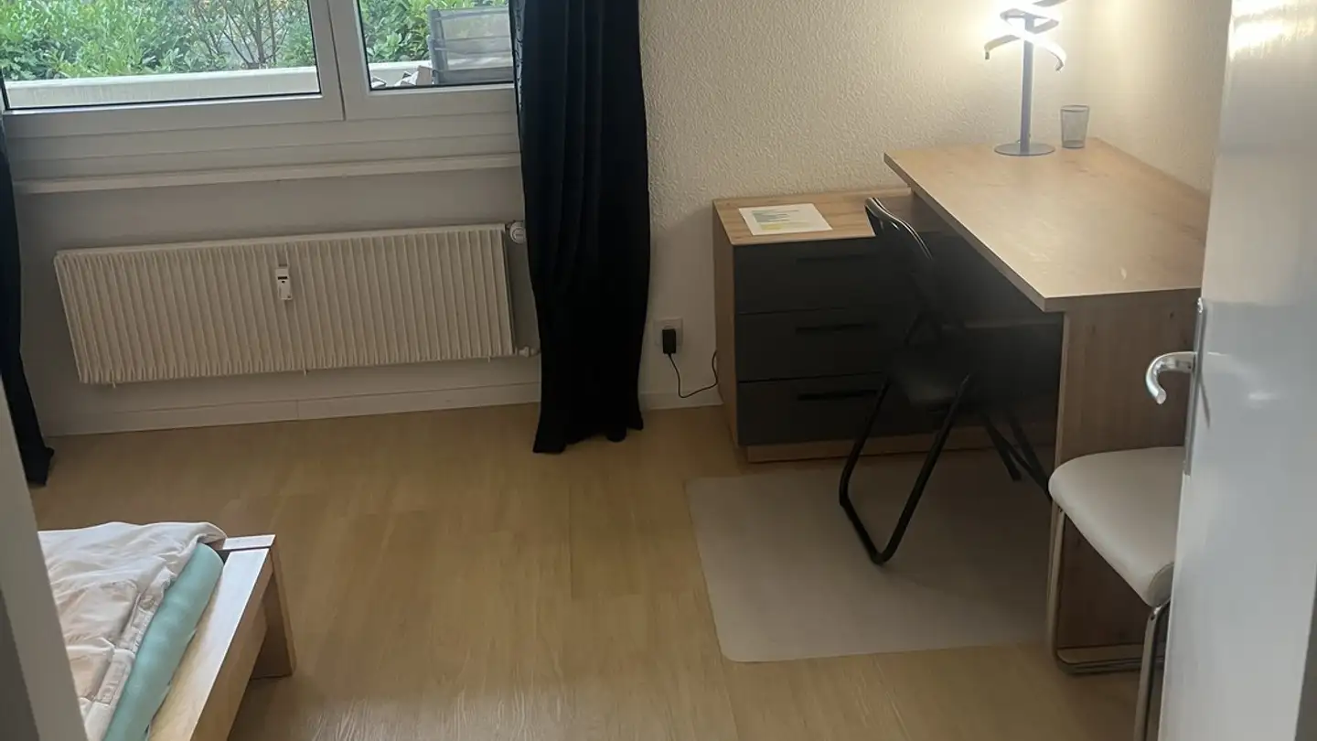 Chambre à louer - Aarburgerstrasse 33, 4800 Zofingen
