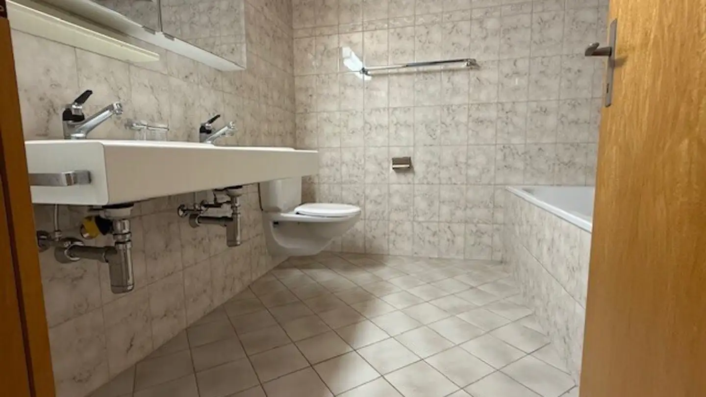 Apartment for rent - Rue Du Midi / Südstrasse, 2504 Biel/Bienne - Photo 2