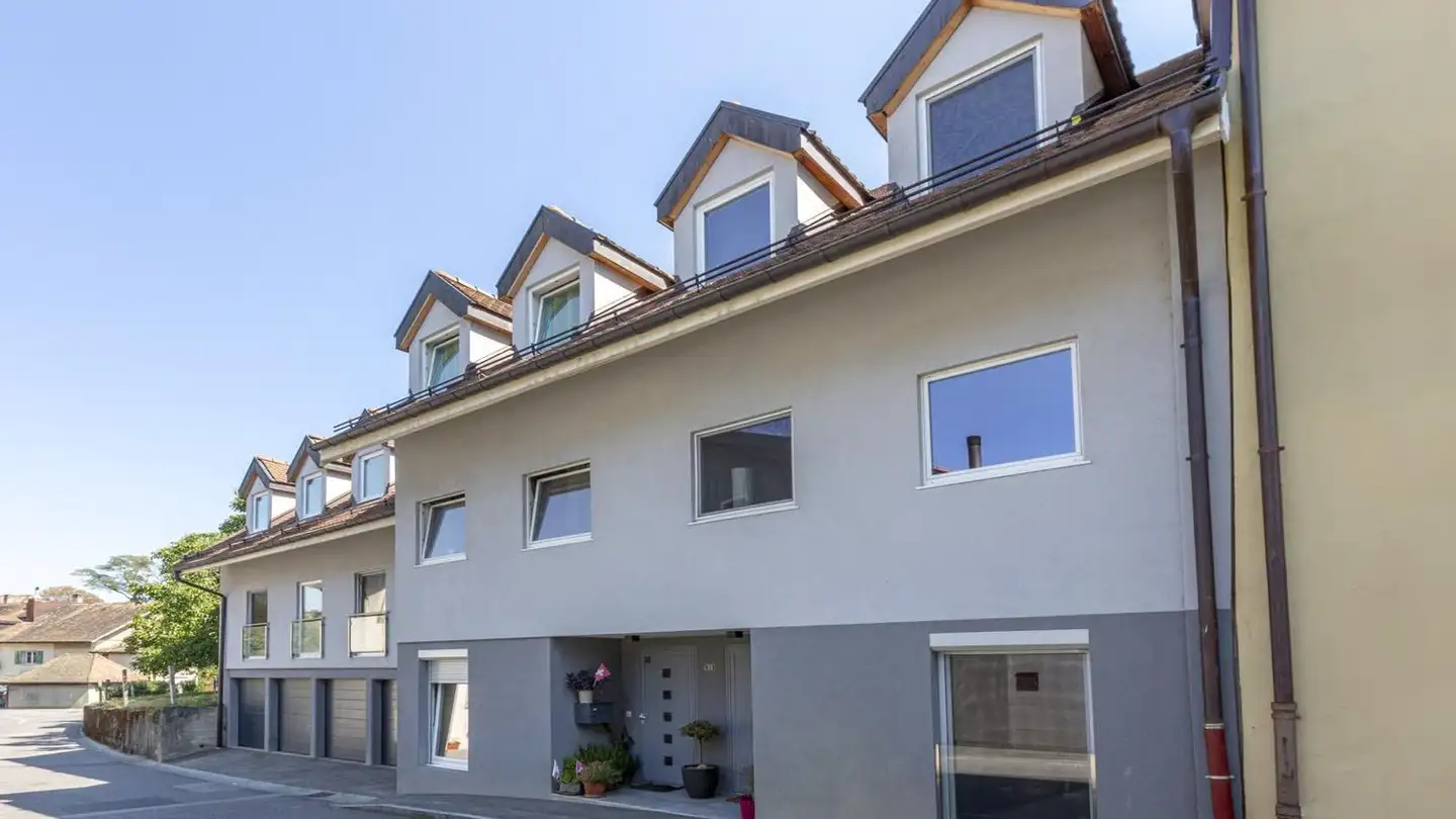 Appartement à louer - Grand-Rue 33, 1166 Perroy