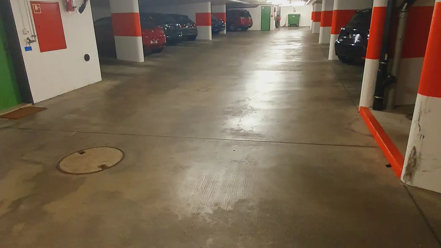 Überdachter Parkplatz mieten - Im Finstern Boden 17a, 4125 Riehen