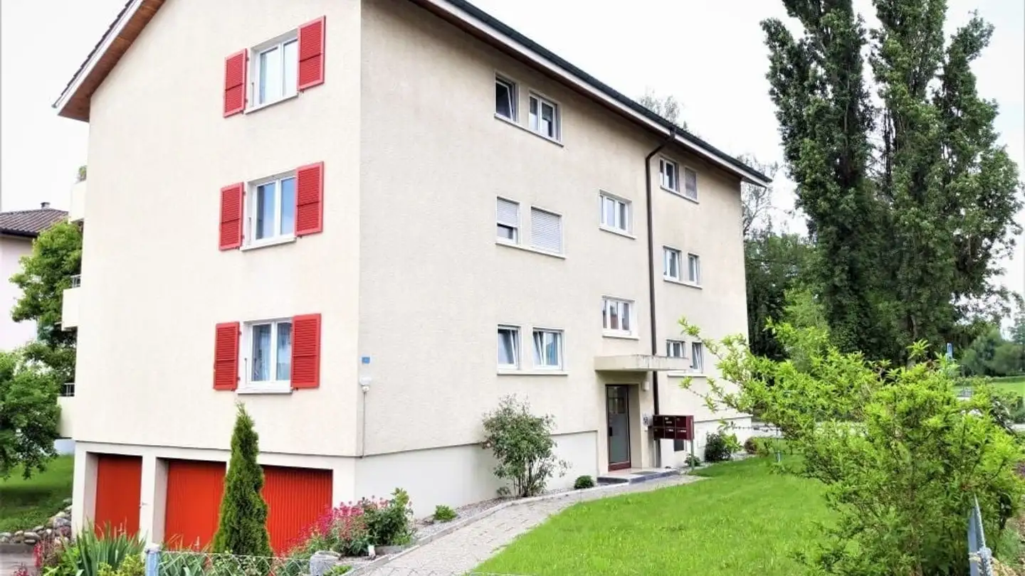 Single garage for rent - Innerhofweg 4, 3324 Hindelbank