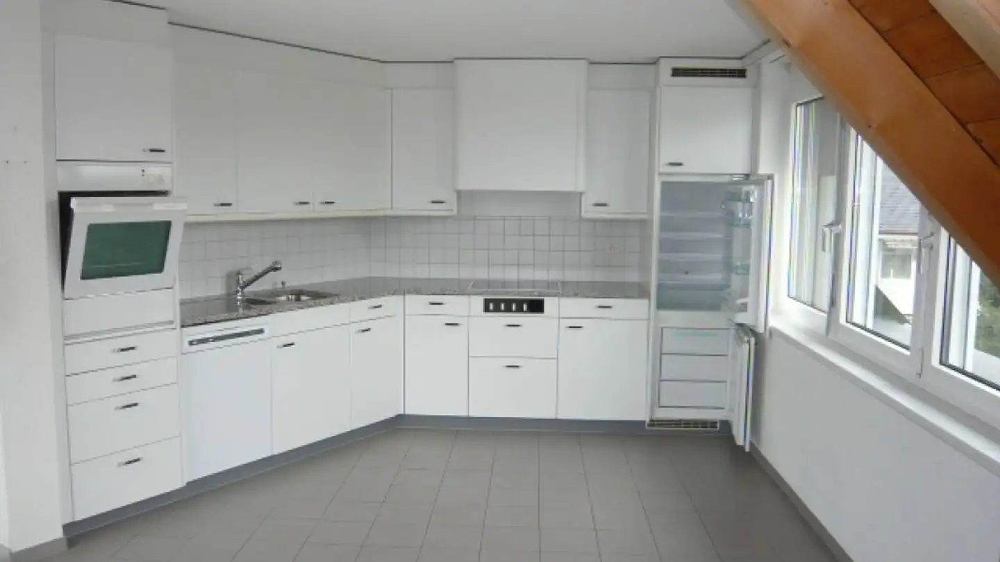 Dachgeschosswohnung mieten - Langestrasse 3b, 3603 Thun